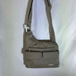TRAVELON Anti Theft Classic Crossbody Bag In Nutmeg Rock With Adjustable Strap